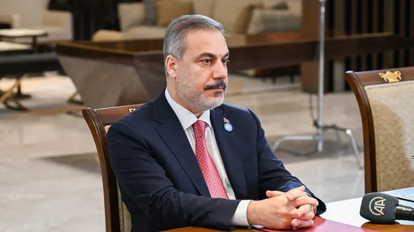 gundem-gazzedeki-insani-durum-bakan-hakan-fidan-kanadali-mevkidasi-ile-gorustu-1697993207154.jpg Gündem: Gazze'deki insani durum! Bakan Hakan Fidan Kanadalı mevkidaşı ile görüştü - 1