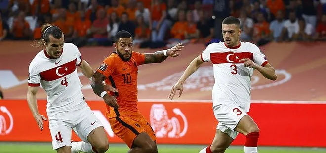 Hollanda - Türkiye maçında Çağlar Söyüncü kırmızı kart gördü