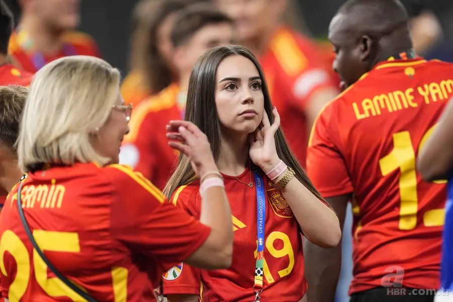 Dünyaca ünlü futbolcu Lamine Yamal'a büyük şok! Sosyal medyadan öğrendiğiyle sarsıldı! 9