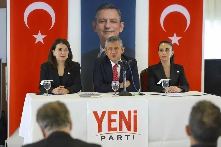 CHP’li belediyeler ikiye bölündü: Özgür Özel’e büyükşehir şoku! - 7