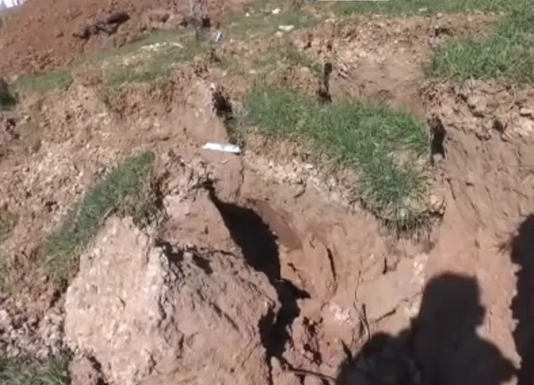 Asrın felaketinde fay hattının geçtiği yerler savaş yerini andırıyor - 1