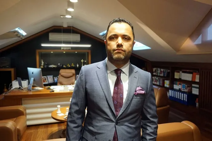 rezan-epozdemir-kayinvalidesi-uzerinden-milyarlik-vurgun-mu-yapti-1755084566136.jpeg Rezan Epözdemir (A HABER ARŞİV)