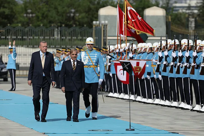 son-dakika-baskan-erdogan-ile-pakistan-basbakani-seriften-flas-aciklamalar-1654099668738.jpg SON DAKİKA: Başkan Erdoğan ile Pakistan Başbakanı Şerif’ten flaş açıklamalar! 7 anlaşma imzalandı - 8