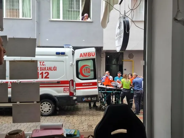 giresunda-aile-katliami-ortalik-kan-golune-dondu-3-olu-1663935956940.jpg Giresun’da aile katliamı! Ortalık kan gölüne döndü: 3 ölü - 5