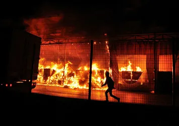 Fabrika yangınları inceleme altında