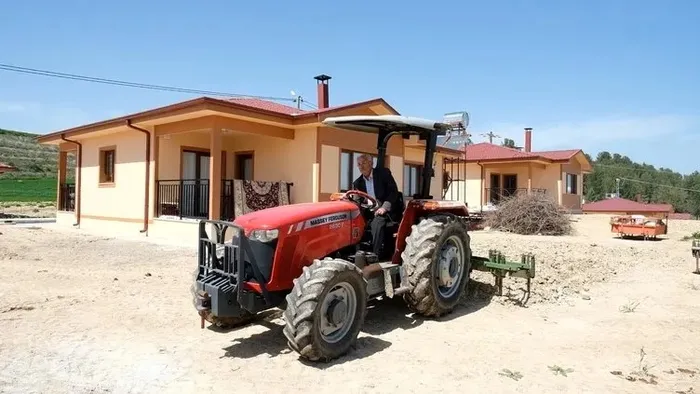 Kahramanmaraşlı depremzedeler iki bayramı bir arada yaşadı - 1