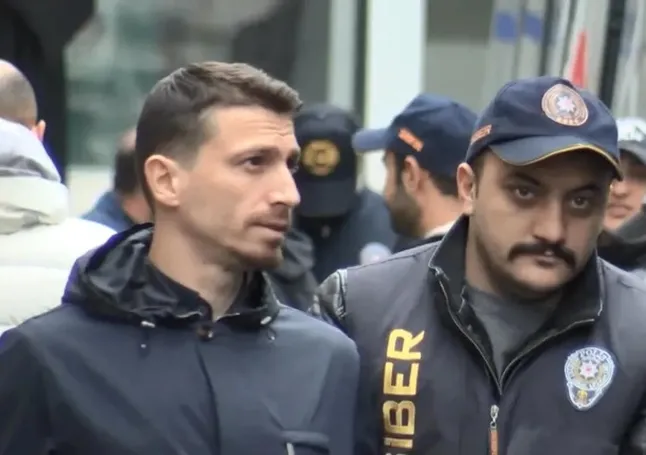 Telefonlarından sanal kumar da çıktı