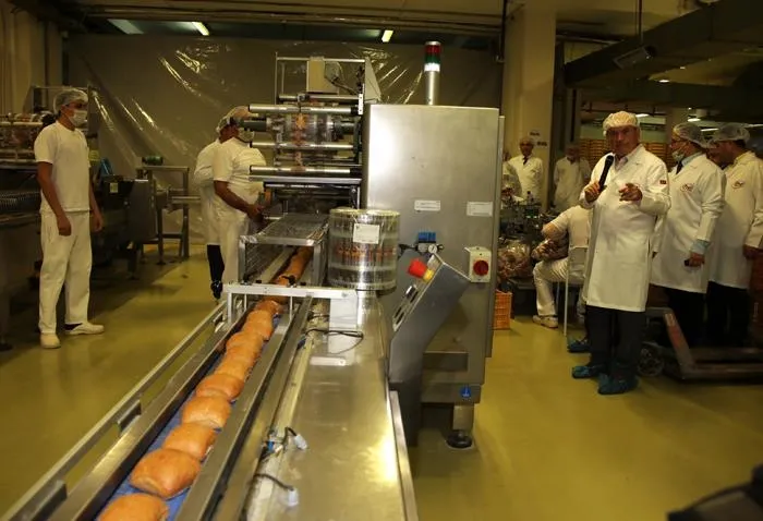 İstanbul'da günde 3 milyon ekmek çöpe gidiyor - 1