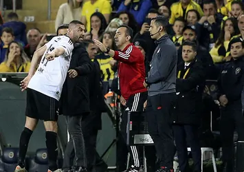 Burak Yılmaz'dan 4. hakeme sert tepki