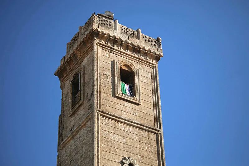 HALEP KALESİ’NDE ZAFER POZU