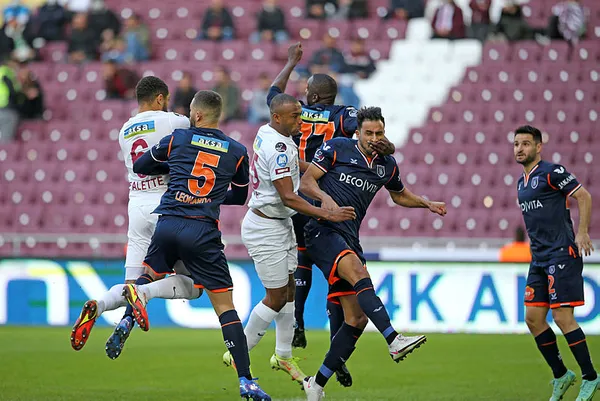 Atakaş Hatayspor - Başakşehir: 0-3 (MAÇ SONUCU ÖZET) - 1