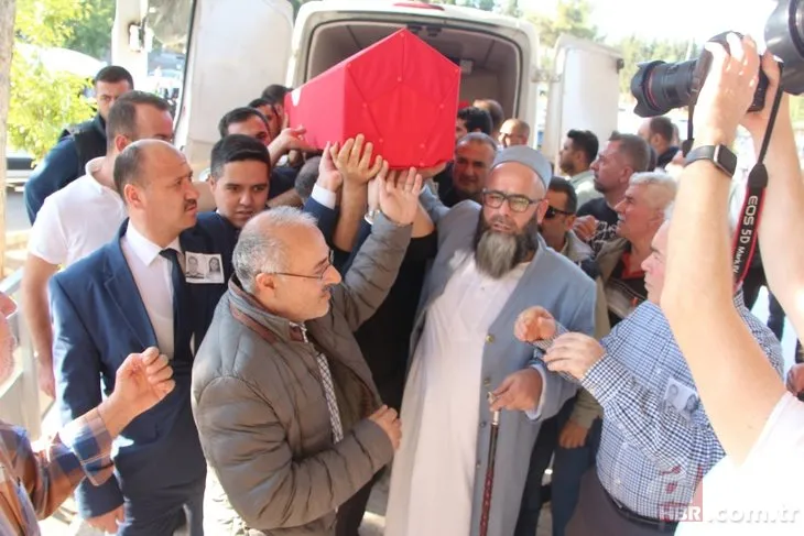 Türkiye şehitlerini uğurluyor! Terör kurbanlarına acı veda | Gözyaşları sel oldu: Üzerimde kocamla kızımın kanı var