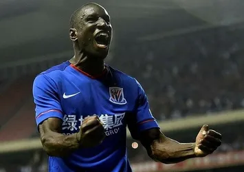 Demba Ba'dan Galatasaray'a mesaj var
