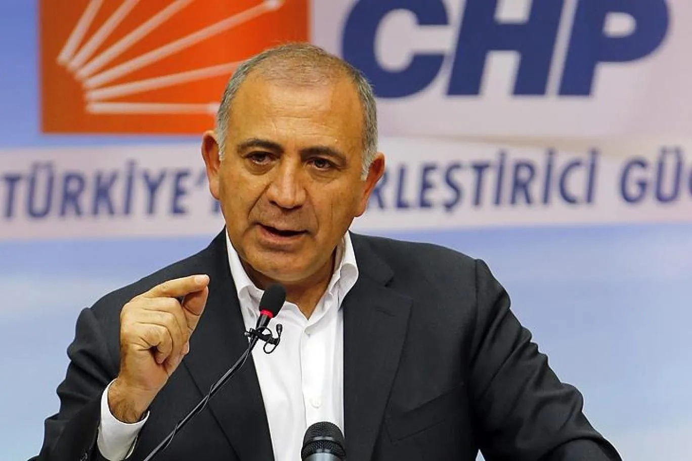 CHP'li Gürsel Tekin'den HDP ve İYİ Parti'ye rest: Onlar olmadan da kazanırız yerel seçimlere tek gireceğiz