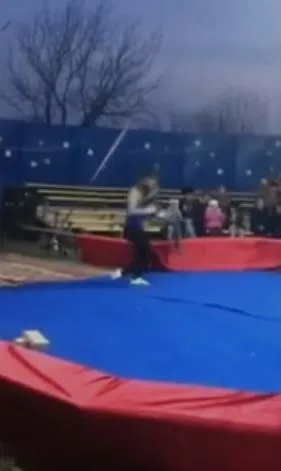 Dev piton gösteri yapan adamı seyircilerin gözü önünde boğdu! O anlar böyle görüntülendi 22