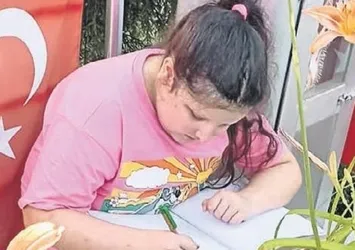 Şehit kızı hasretini satırlara döktü! O sözler Türkiye’yi ağlattı: Her zaman kalbimizdesin