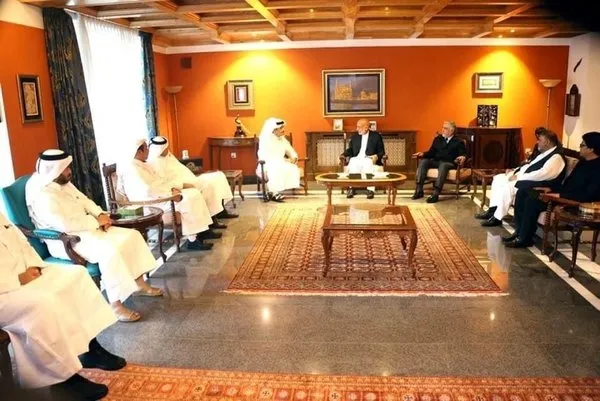 Taliban’ın yeni başbakanı Molla Muhammed Hasan Akhund’dan kritik görüşme! İlk kez kamera karşısında