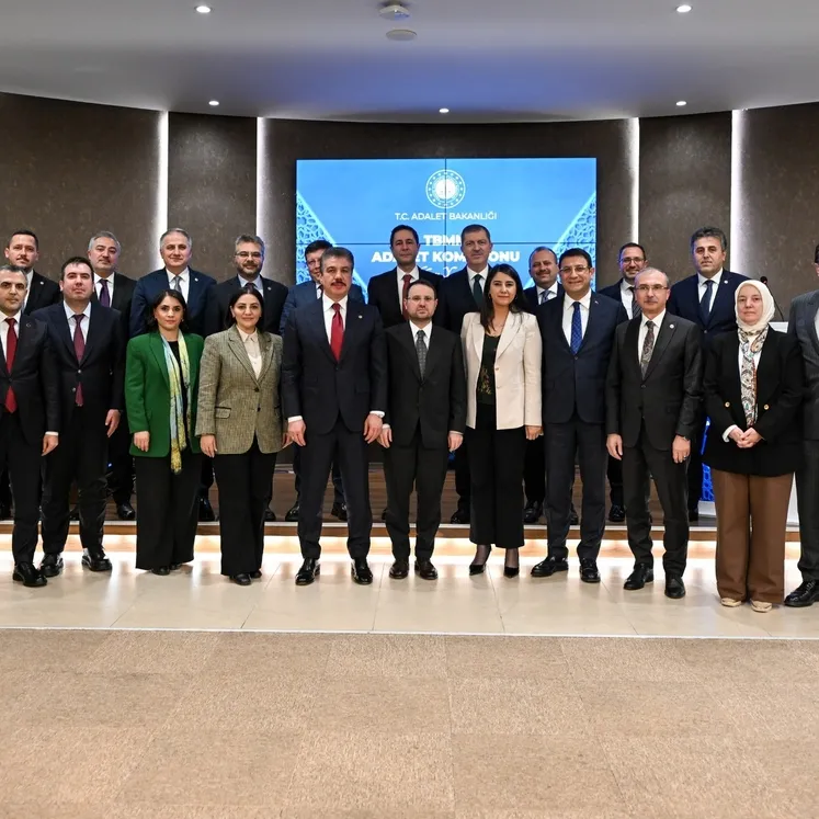 Gürlek: Milletimizin beklentilerine cevap vereceğiz