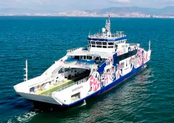 İzmir'de vapur seferleri iptal edildi