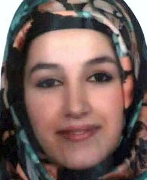 7 aylık eşini pompalı tüfekle öldürdü! - 1