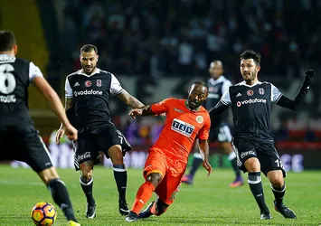 Vagner Love, Beşiktaş'a transfer oldu