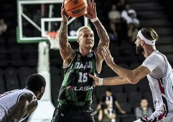 Ünlü basketbolcu intihar etti! Türkiye'de de oynamıştı