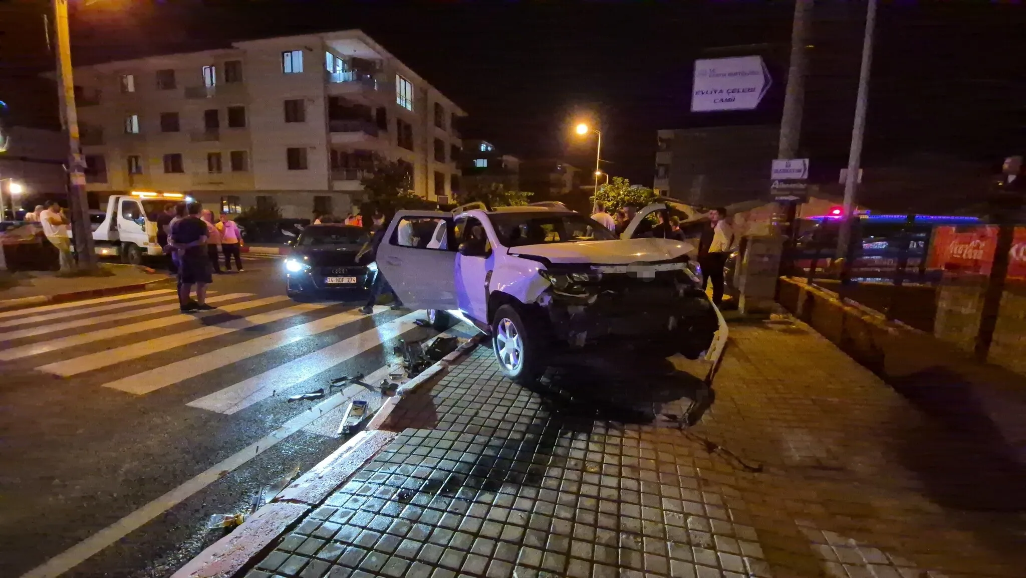 Bartın'da koruma polisleri kaza yaptı: 2 polis yaralandı