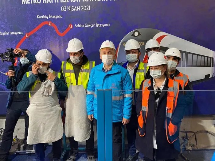 Sabiha Gökçen Havalimanı metroyla Kadıköy’e kesintisiz bağlanıyor! Yüzde 91’i tamamlandı