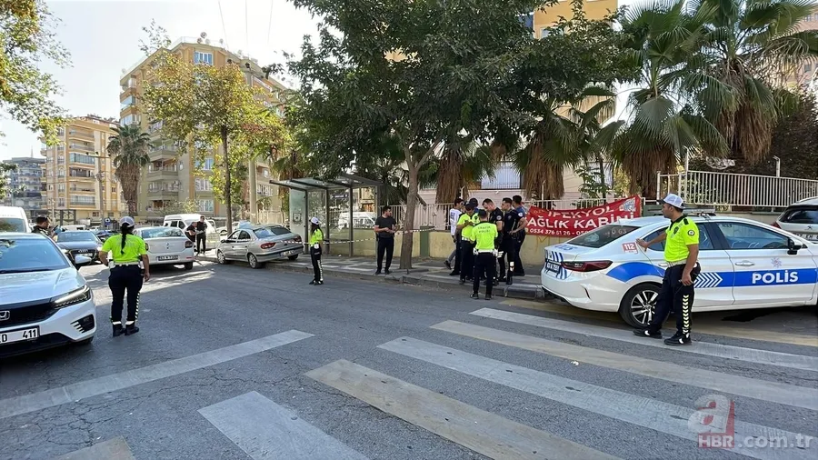Şanlıurfa’da korkunç kaza! Otomobil durağa daldı: 1 çocuk öldü 3 yaralı 3