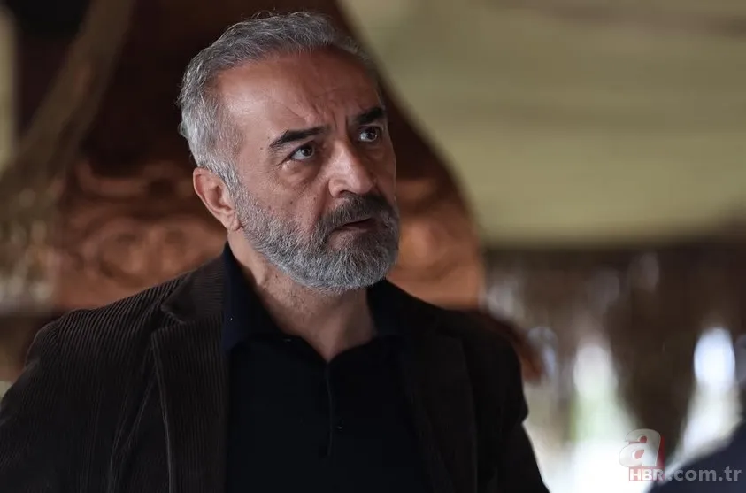 İnci Taneleri'nin yıldızı Yılmaz Erdoğan'ın kardeşi rol arkadaşı çıktı! Meğer eşiyle birlikte... 1