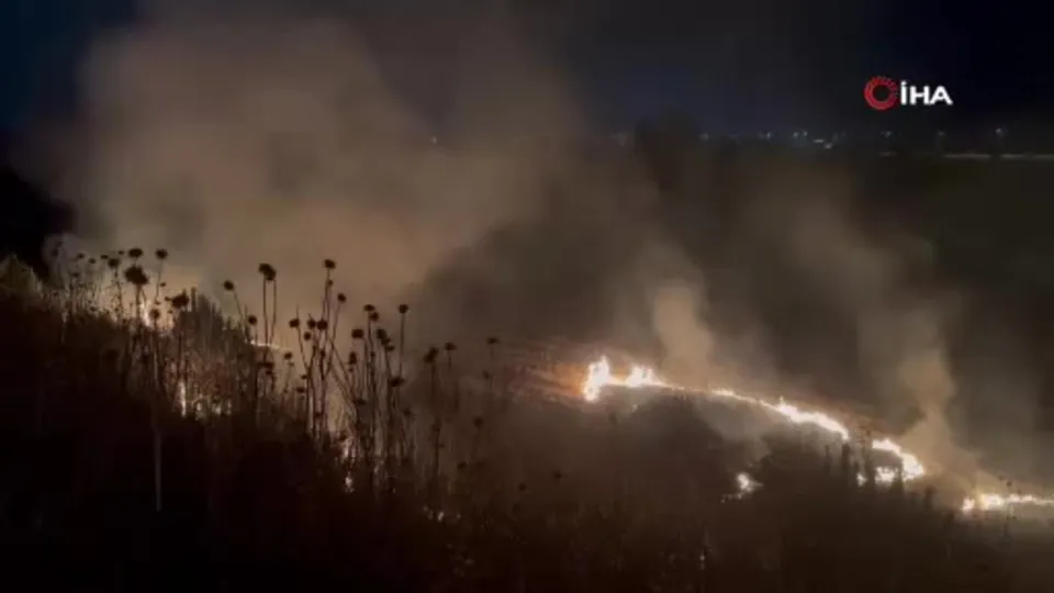 Otomobil tarlaya uçtu: 1 ölü, 2 yaralı