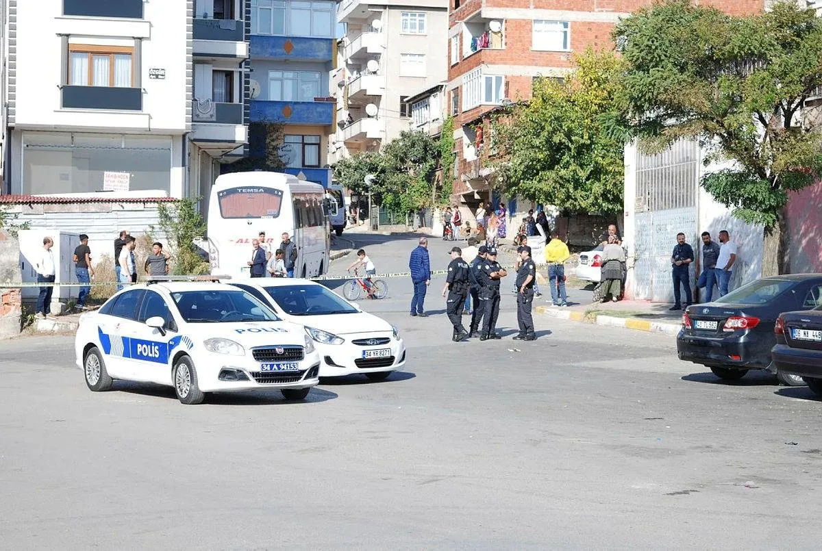 pendik te silahli saldiri 1 olu 2 yarali a haber son dakika gundem haberleri