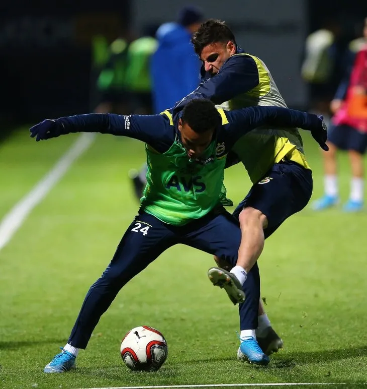 Ersun Yanal'dan flaş karar! İşte Gaziantep FK-Fenerbahçe maçı muhtemel 11'leri!