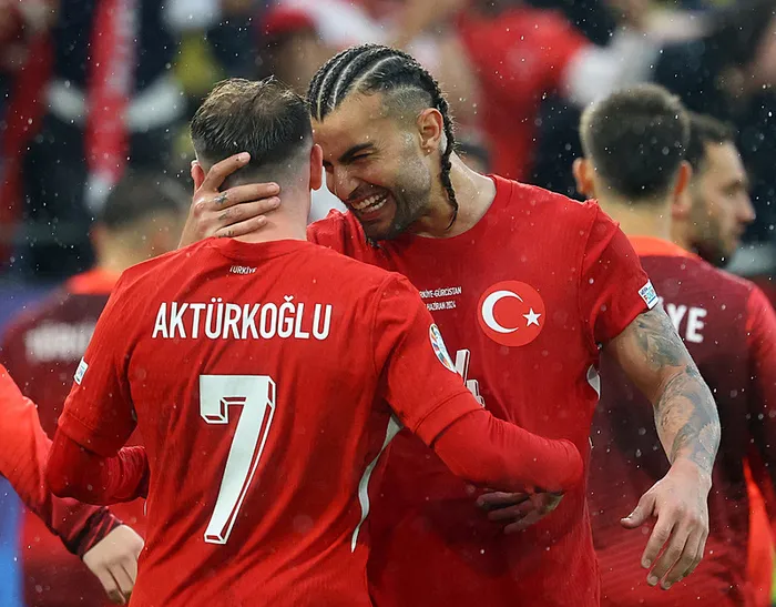 abdulkerim-bardakcidan-carpici-euro-2024-aciklamasi-turnuvada-kimseden-cekincemiz-yok-1718810906855.jpg Abdülkerim Bardakçı'dan çarpıcı EURO 2024 açıklaması: Turnuvada kimseden çekincemiz yok - 5