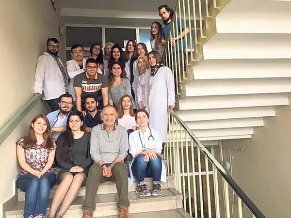 1617228410881.jpg Hocaların hocası Prof.Dr. Cemil Taşcıoğlu'nun koronavirüs nedeniyle vefatının üzerinden bir yıl geçti: Saygı ve rahmetle anıyoruz - 4