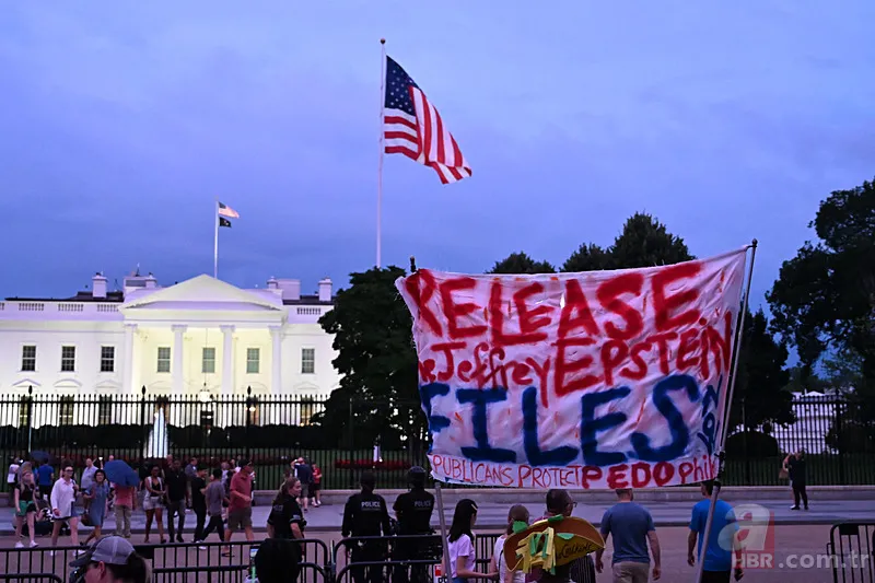Trump düşmanı Amerikan medyası dosyanın peşini bırakmıyor! Epstein ve Trump arasındaki 15 yıllık sır! 20