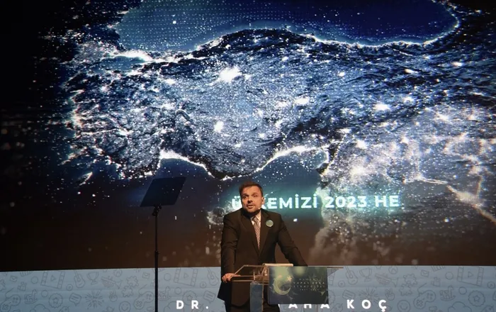 Sanayi ve Teknoloji Bakanı Mustafa Varank Türkiye'nin Ulusal Yapay Zeka Stratejisini açıkladı: 50 bin kişi istihdam edilecek - 7