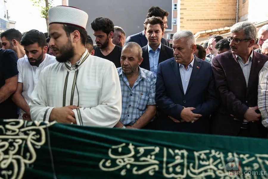 Binali Yıldırım cenaze törenine katıldı 8