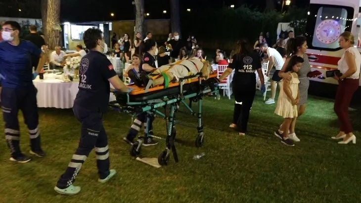Antalya’da kır düğününde ağaç devrildi: 2’si ağır 10 kişi yaralandı
