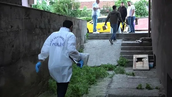 1686641440147.jpeg Pendik'te sokak ortasında kan donduran cinayet! Arkasından yaklaştı bir anda bıçakladı - 2