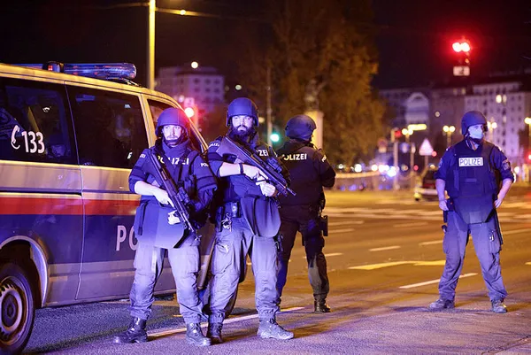 Son dakika: Viyana'daki saldırıda flaş gelişme! Slovakya tarafından... - 4