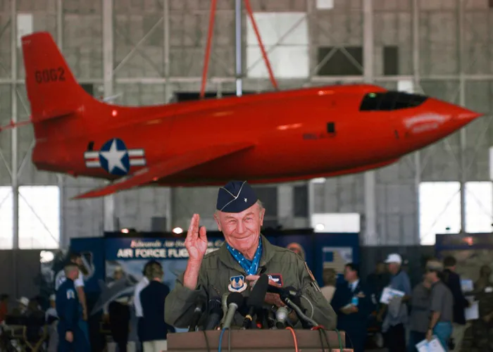 Son dakika: Ses hızını aşan ilk insan Chuck Yeager hayatını kaybetti | Charles Elwood Yeager kimdir? - 3