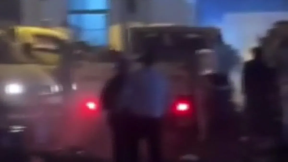 Avcılar'da kına gecesine aracıyla böyle daldı