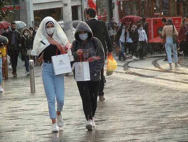 Meteoroloji yeni hava durumu raporunu yayınladı! İstanbul'da beklenen kar yağışı başladı | 54 ile kar uyarısı | 18 Ocak İstanbul, Ankara hava durumu - 3