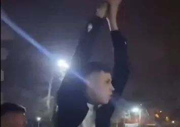 Gereği yapıldı! Bakan Yerlikaya duyurdu: Asker eğlencesinde havaya ateş eden maganda yakalandı