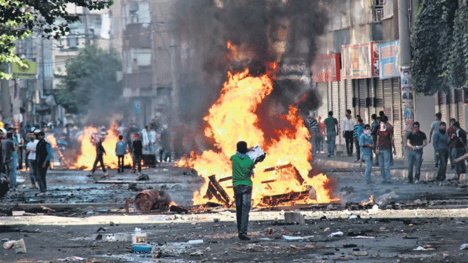 6-8 Ekim olaylarının 8. Yılı