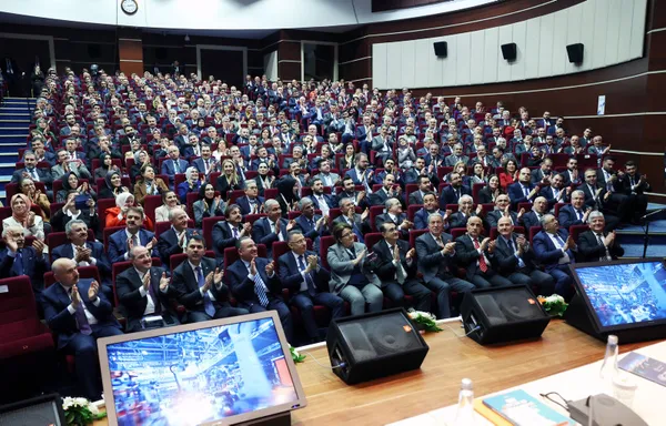 Son dakika: Genişletilmiş İl Başkanları Toplantısı | Başkan Erdoğan’dan önemli açıklamalar! Seçim tarihi mesajı