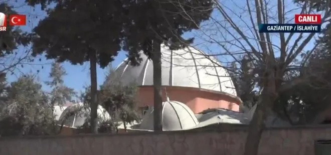 Caminin kubbesi olduğu gibi çöktü! 25 yıllık Hacı Ali Öztürk Camii’ndeki yıkımın boyutu