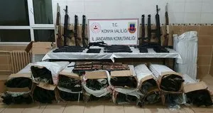 Kargoyla Hakkari’ye gönderilen 340 tüfek ele geçirildi
