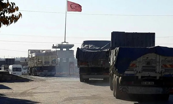 MSB açıkladı: Tel Abyad'da sivillere bombalı araçla saldırı - 1